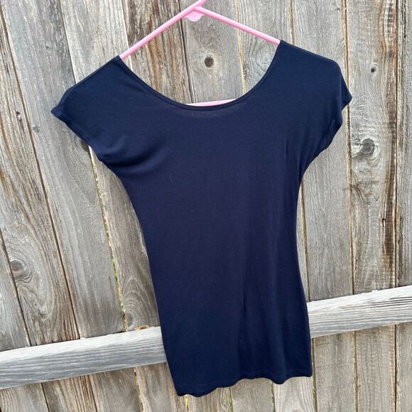 Unbranded undershirt top short sleeve size small - Picture 6 of 6